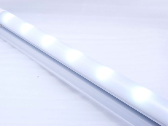 9 LED省電二呎大功率白光High power LED燈管(相當於20W亮度)(HTL60L9)