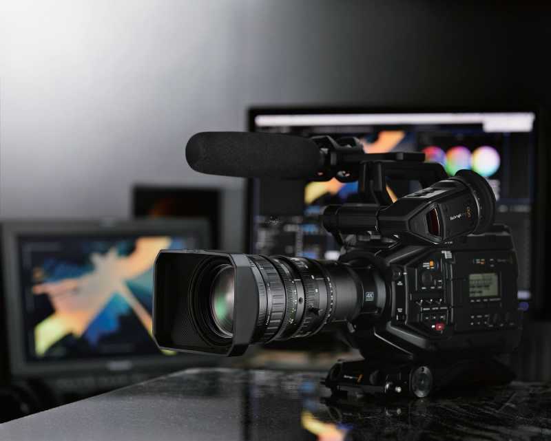 BMD專業URSA Broadcast廣播級攝影機(含LA16x8BRM鏡頭)(CINEURSAMUPRO46KG2FK)
