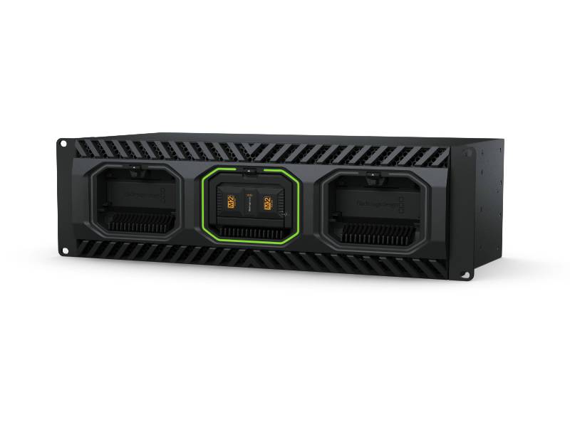 BMD�M�~Blackmagic Media Dock Ultra���/�C�驳�y(Media Dock Ultra)