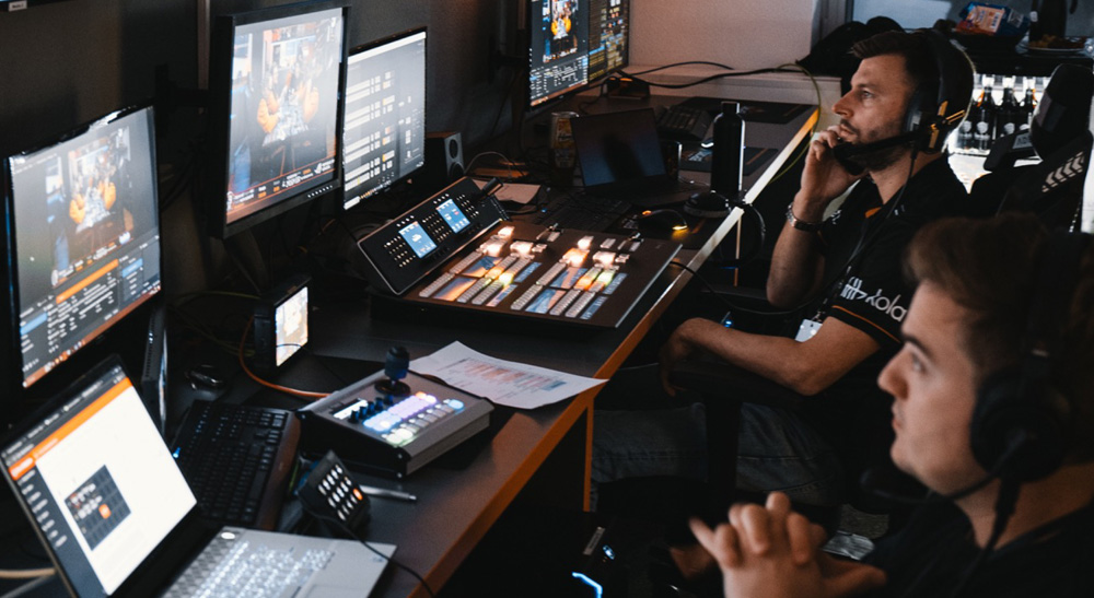 #Blackmagic Micro Studio Camera 4K G2、#ATEM Constellation 8K、#Smart Videohub CleanSwitch 12x12、#Blackmagic MultiView 16