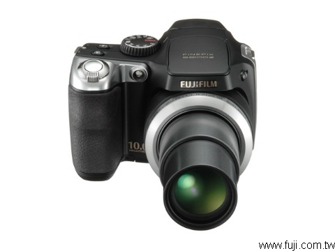 FUJIFILMFinePix-S8100fd數位相機(數位蘋果網)