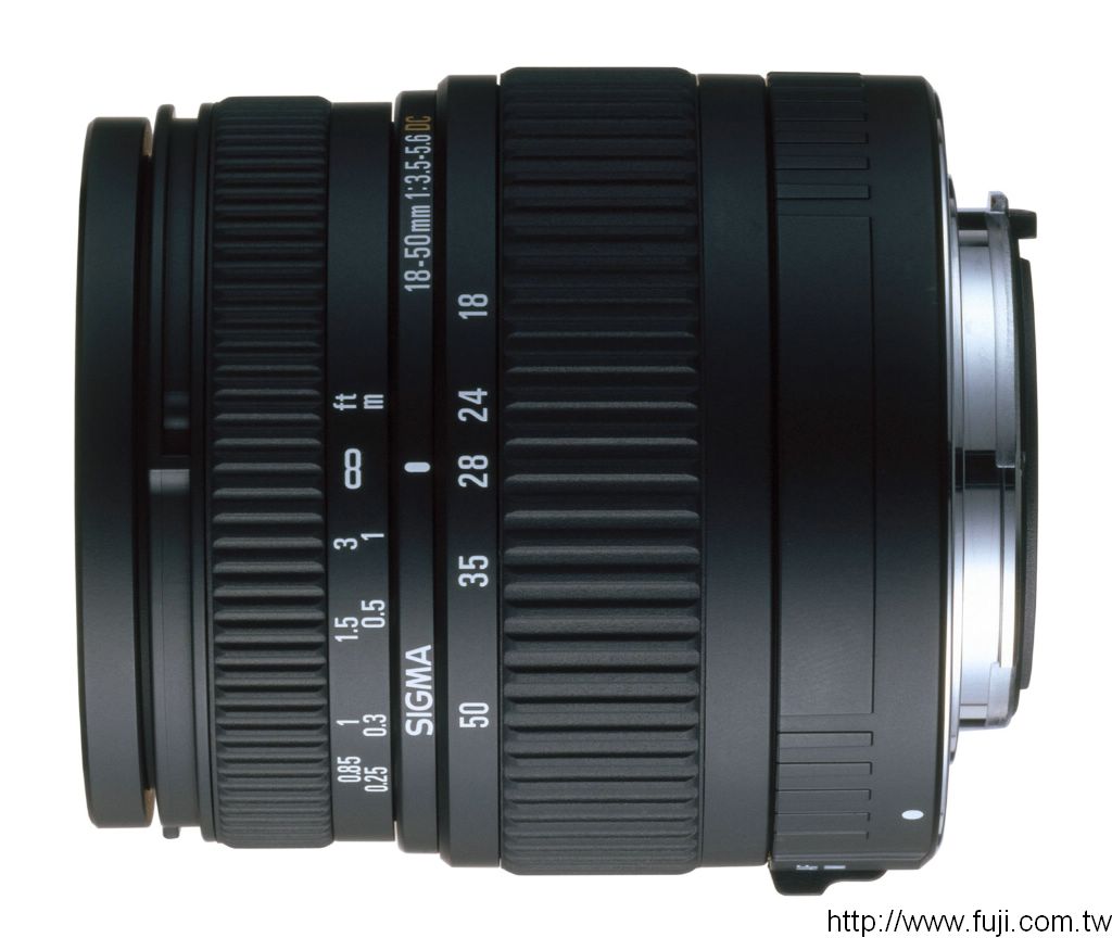 18-50mmF3.5-5.6 DC �s���GA1214