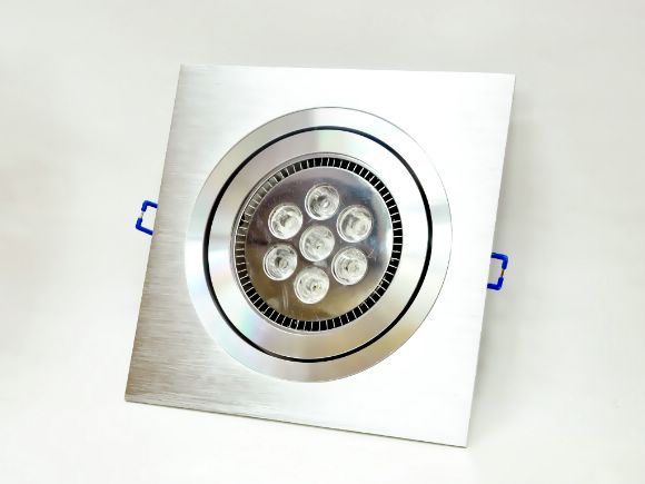 TMC �x�s�ե�LED Square AR111�r�O(���q���A�t�O��)(TMC-AR111-S7W)
